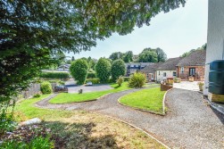 Flat 4, 12 May Lane, Dursley