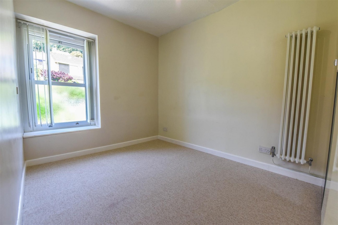 Flat 4, 12 May Lane, Dursley