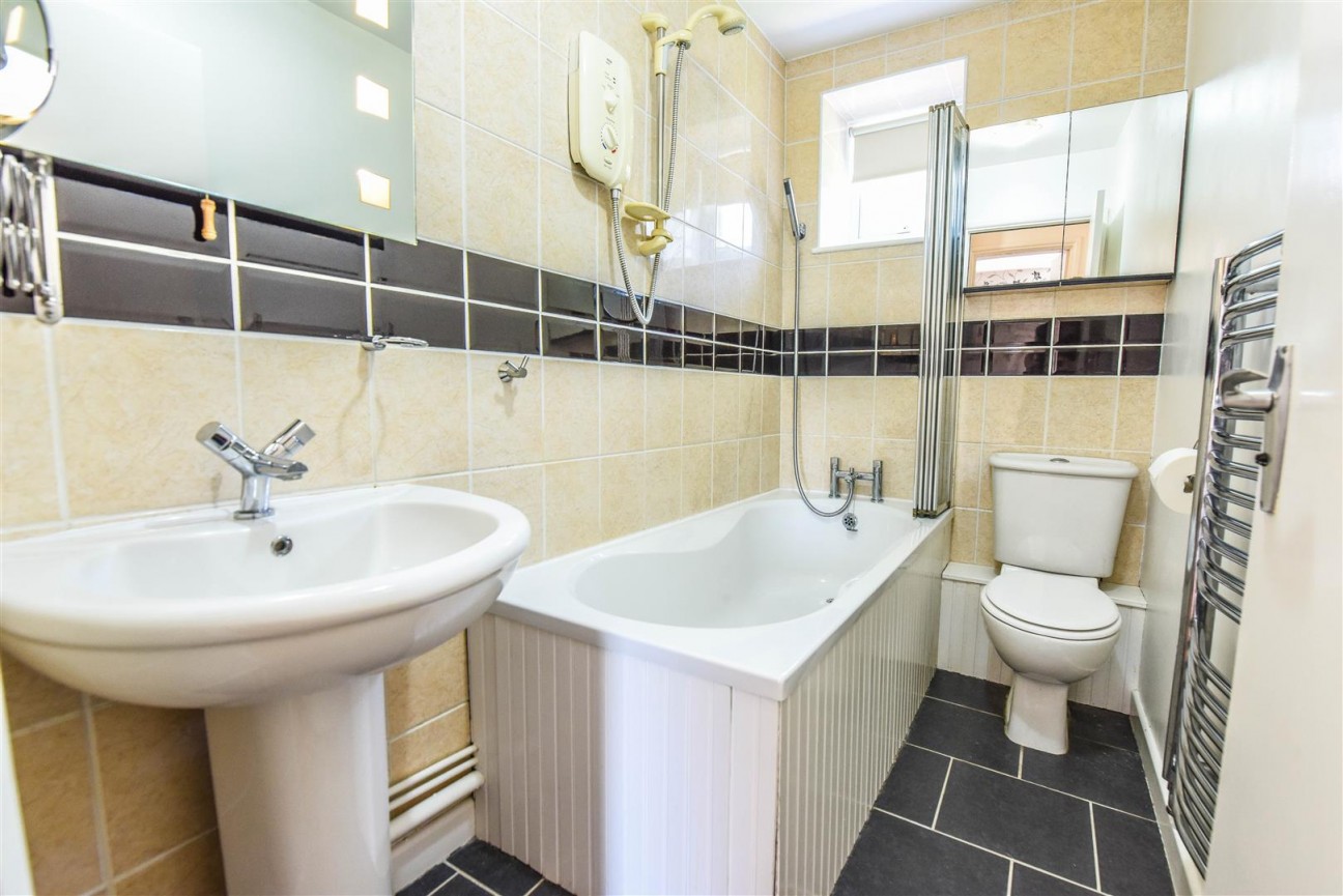 Flat 4, 12 May Lane, Dursley
