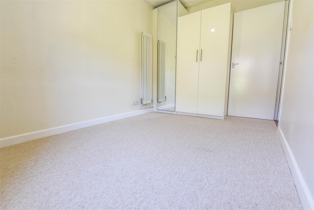 Flat 4, 12 May Lane, Dursley