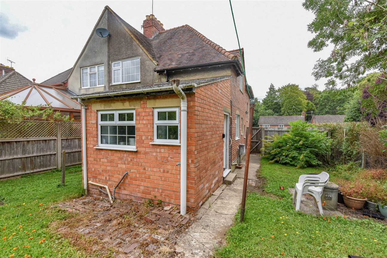 Uley Road, Dursley
