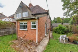 Uley Road, Dursley
