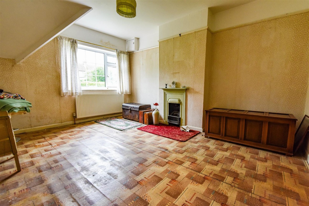 Uley Road, Dursley