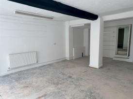 Silver Street, Dursley