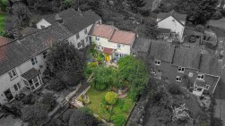 Hill Square, Cam