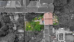 Hill Square, Cam