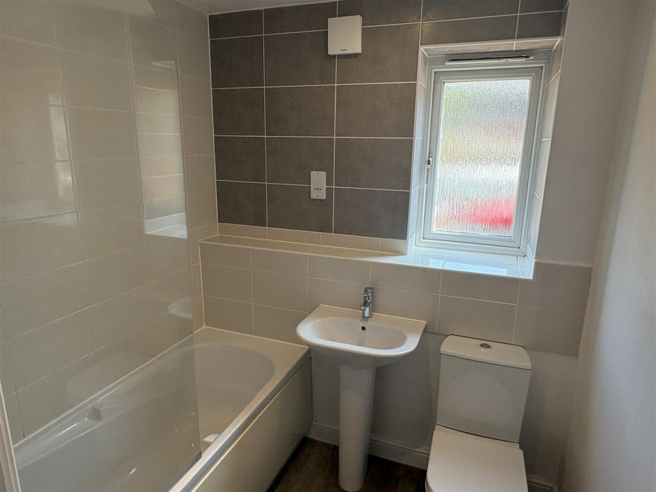 Legion Close, Dursley
