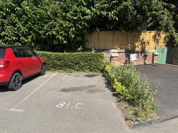 Legion Close, Dursley