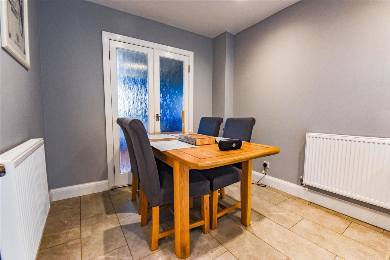 Weavers Close, Dursley