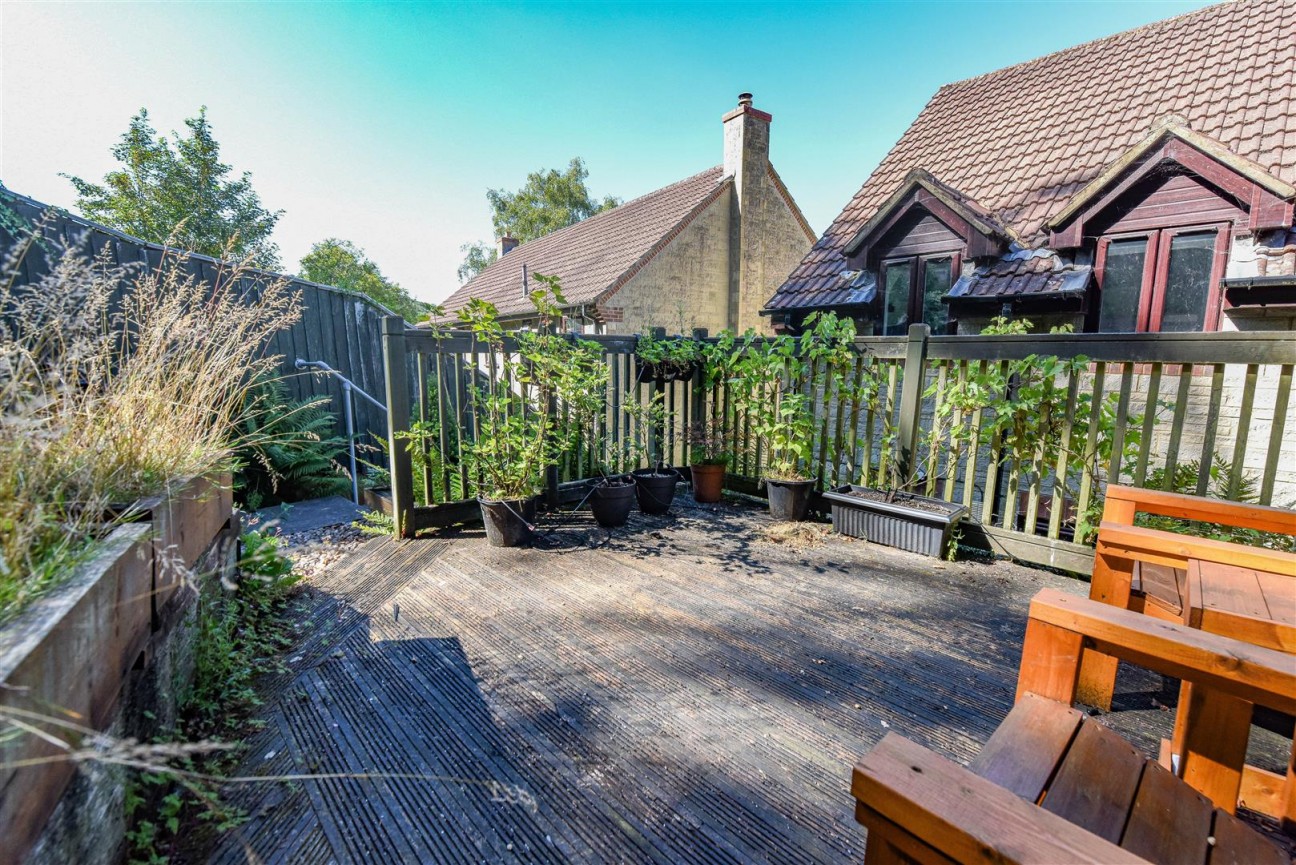 Weavers Close, Dursley