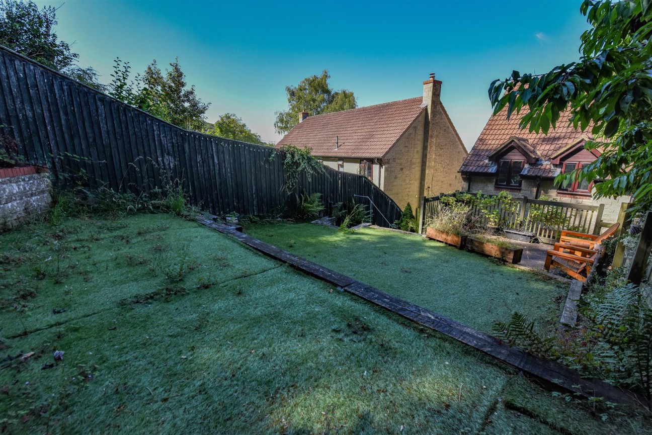 Weavers Close, Dursley