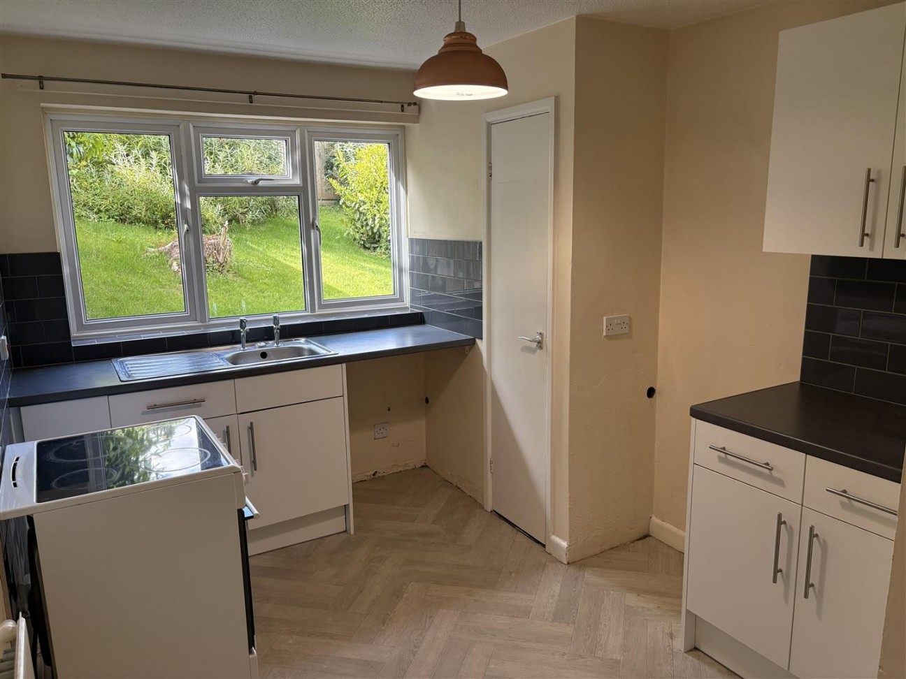 Cedar Drive, Dursley