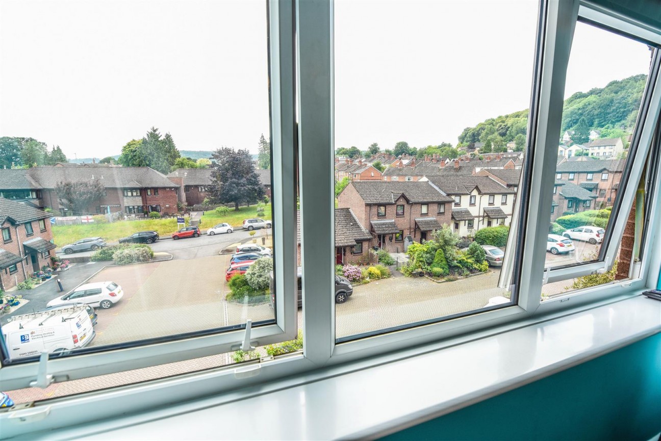 Champions Court, Dursley