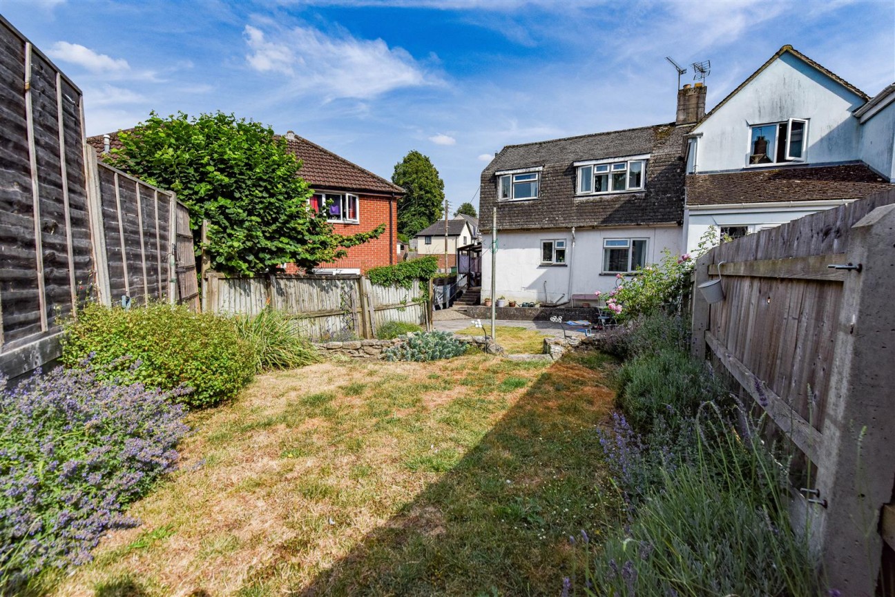 Cambridge Avenue, Dursley