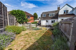 Cambridge Avenue, Dursley