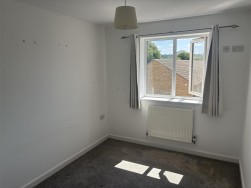 Woodview Road, Cam