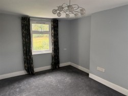 Drake Lane, Dursley