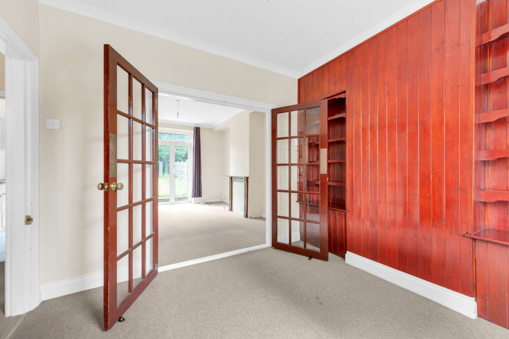 Farmfield Road, Bromley, BR1