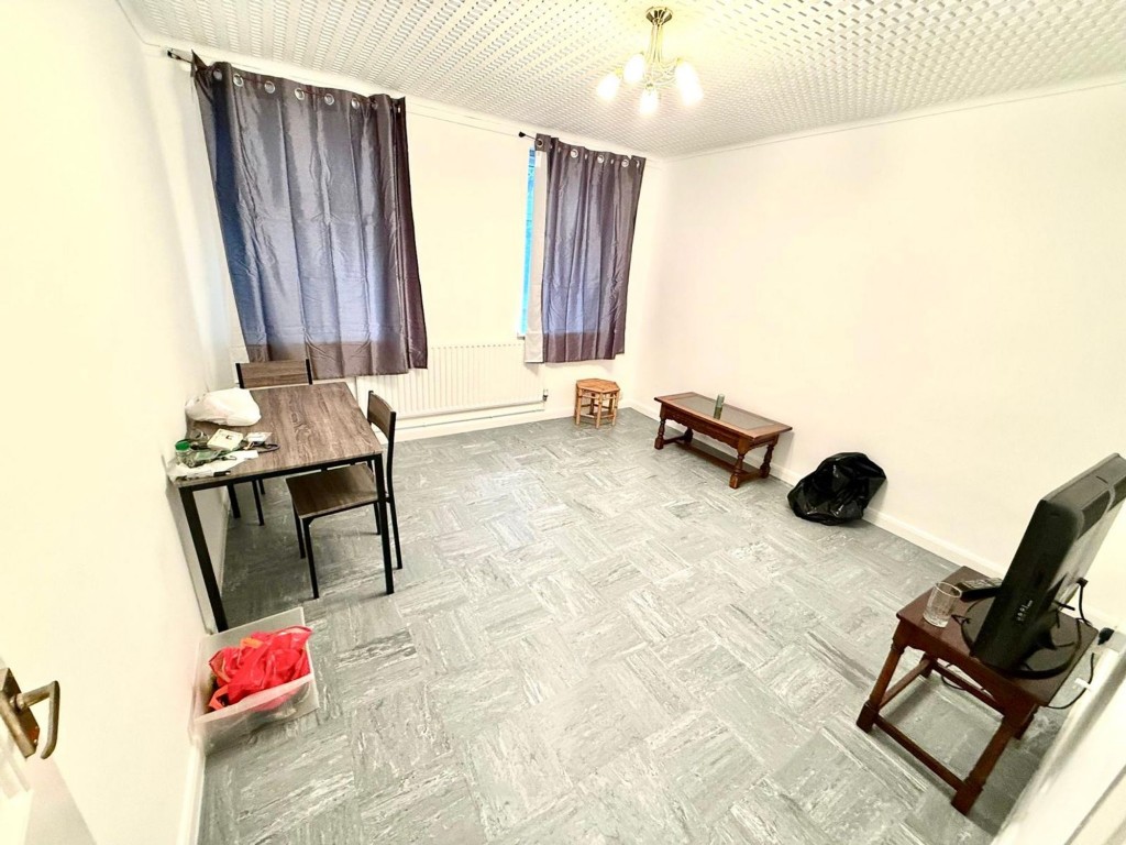 Mickleham Close, Orpington, BR5