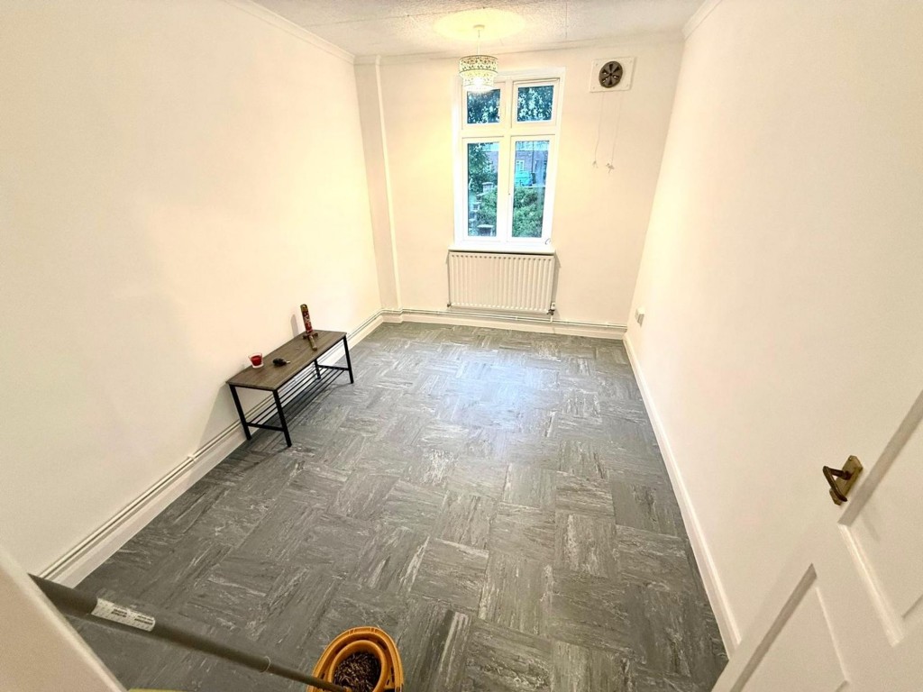 Mickleham Close, Orpington, BR5