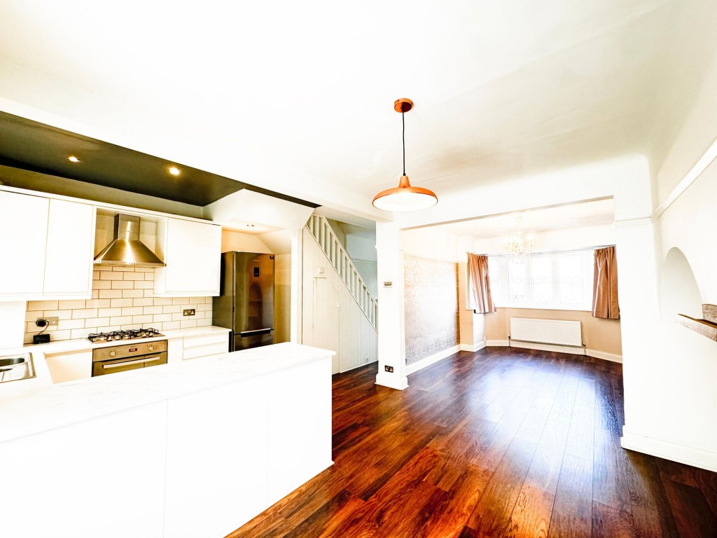 Longhill Road, London, SE6