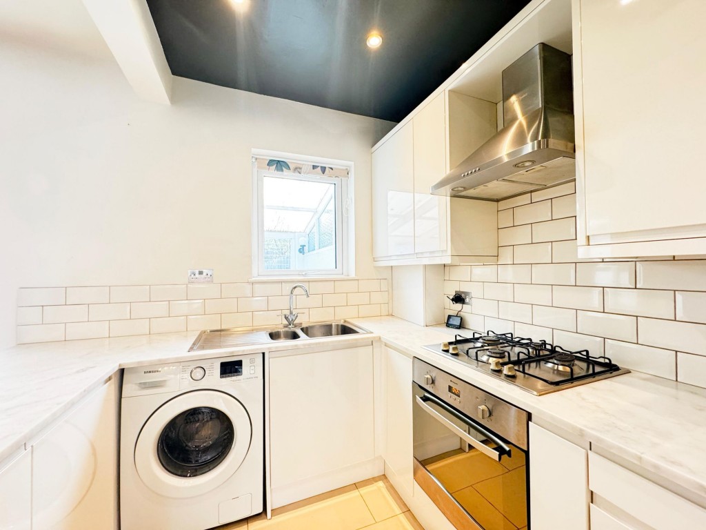 Longhill Road, London, SE6