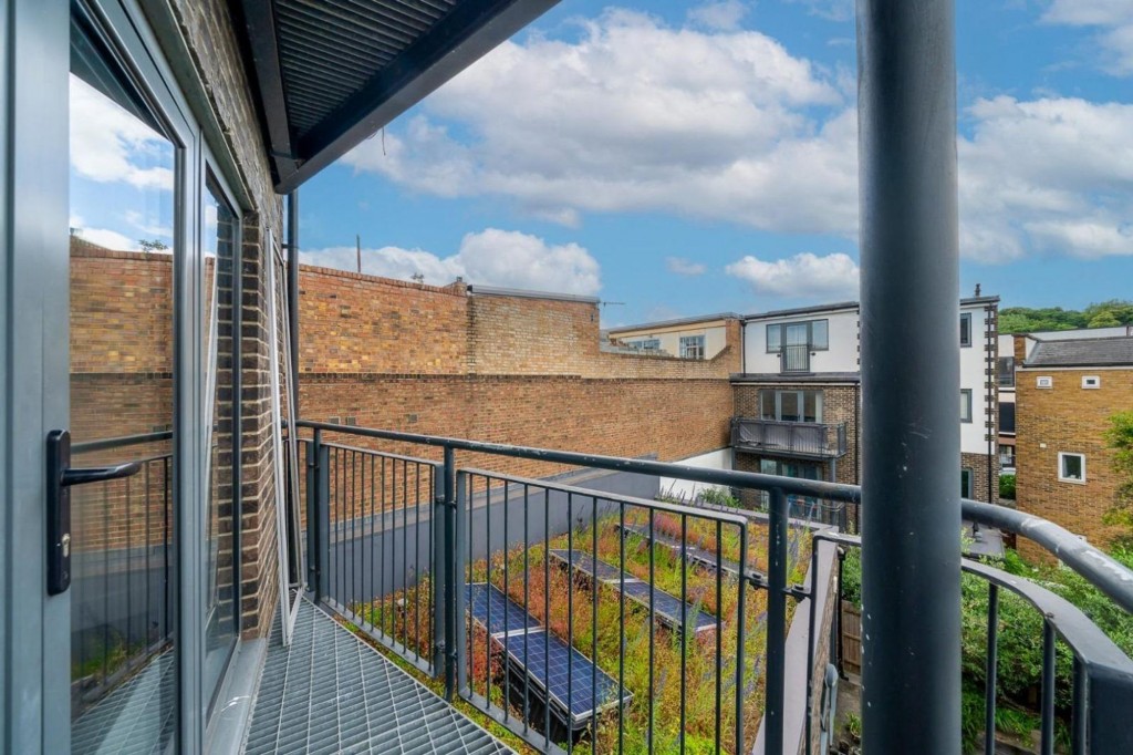 Trafalgar Road, Valencia House, SE10