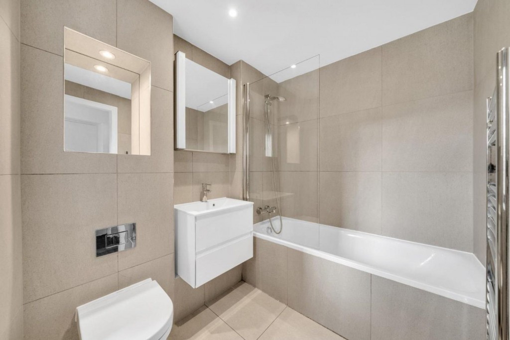 Trafalgar Road, Valencia House, SE10