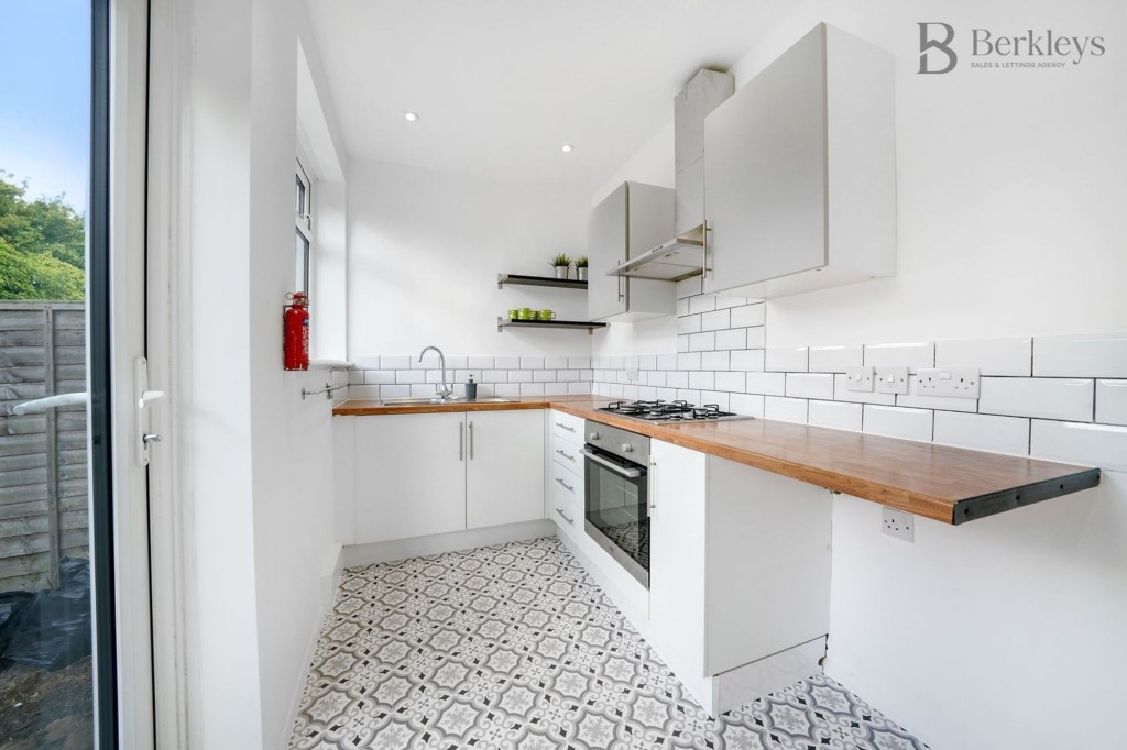 Farmfield Road, Bromley, BR1