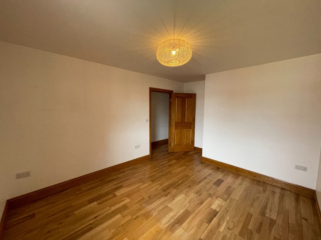 Flat , Kings Road, Kingston upon Thames