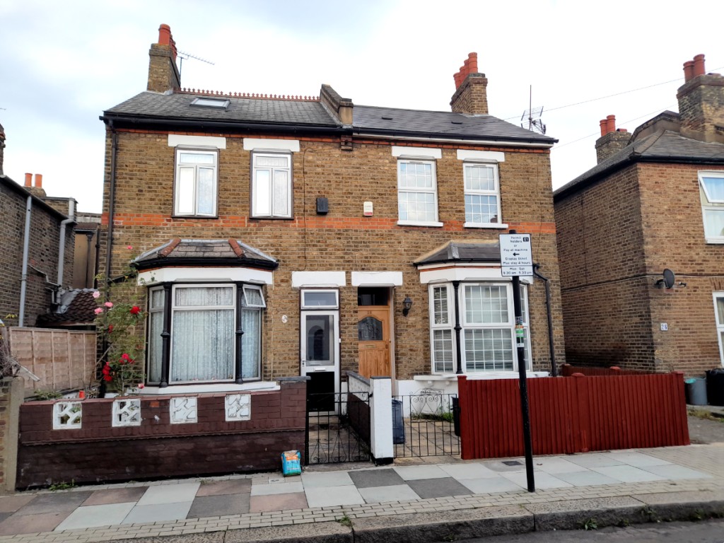 Carlwell Street, London SW17
