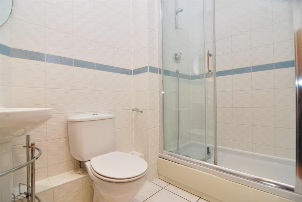 Richmond Road, Kingston upon Thames, KT2