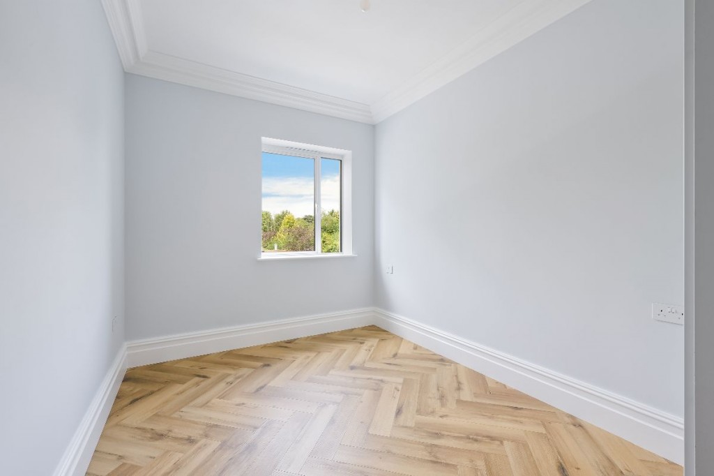 Flat 4, Ivy Court, Fairmile Lane, Cobham