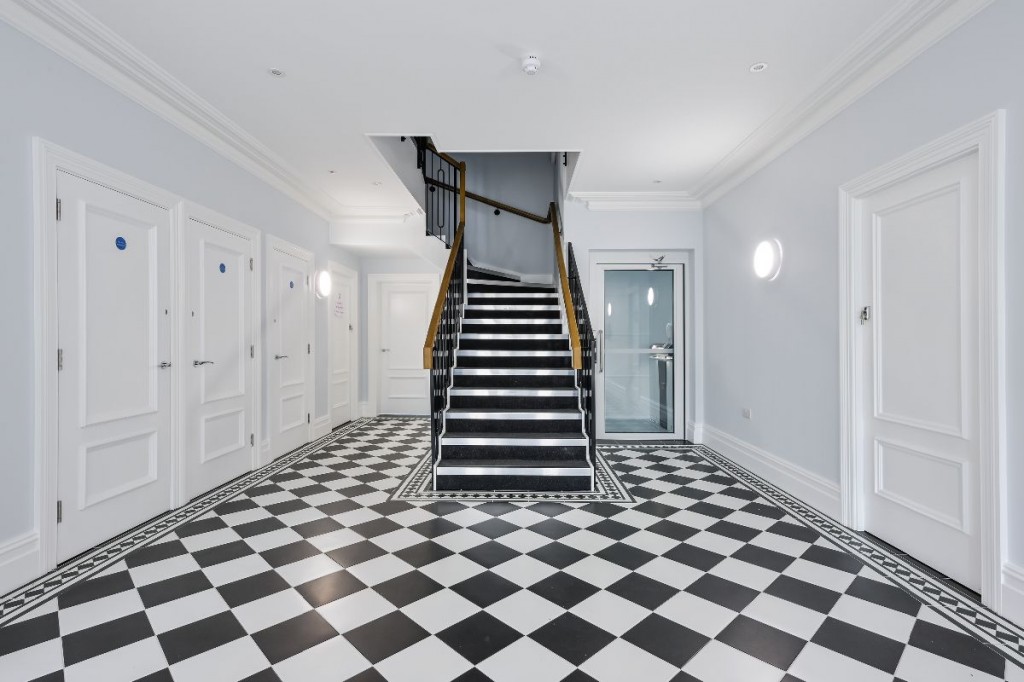 Flat 4, Ivy Court, Fairmile Lane, Cobham