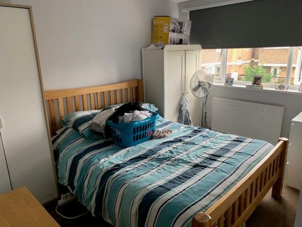 Flat , Deerhurst, Wessex Close, Kingston upon Thames