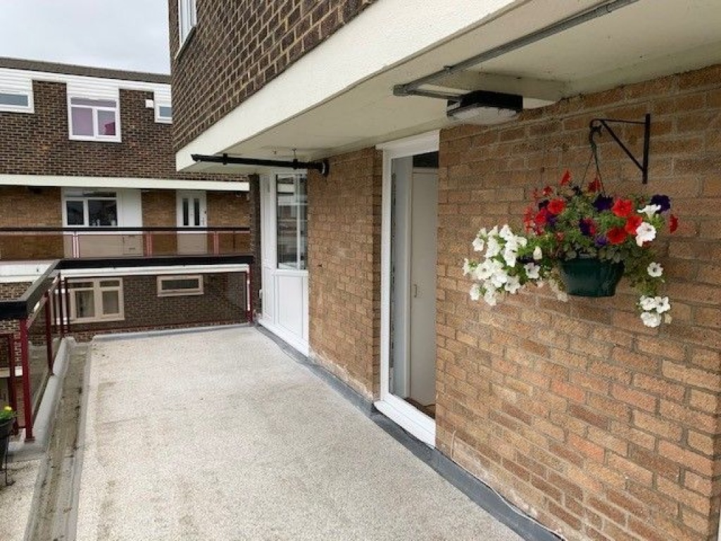 Flat , Deerhurst, Wessex Close, Kingston upon Thames