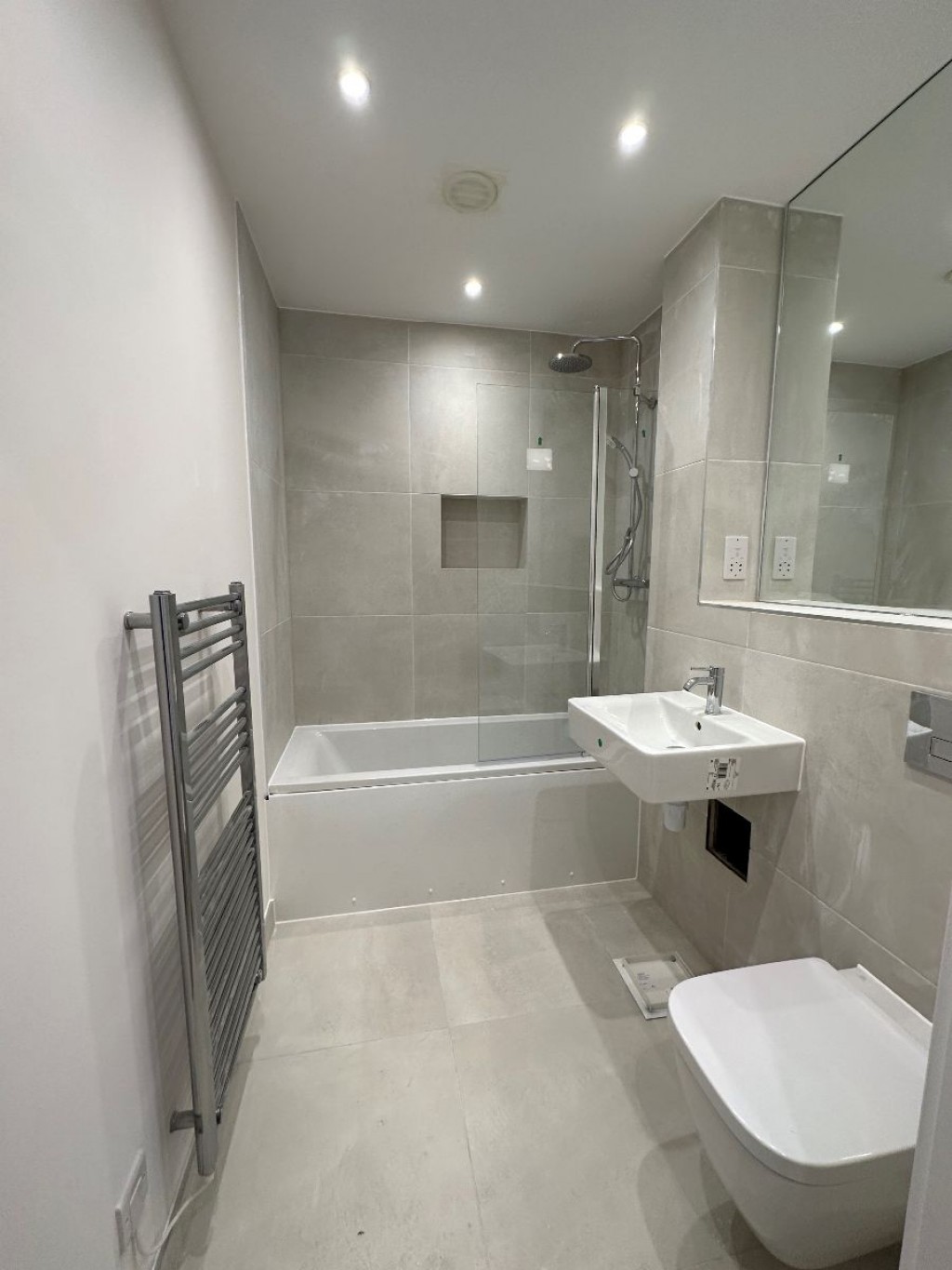 1 Bedroom Flat, Sunny Court, Norbiton