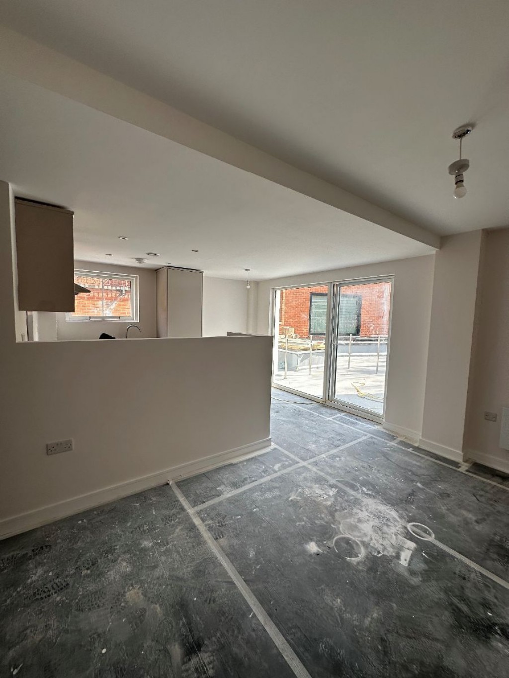 1 Bedroom Flat, Sunny Court, Norbiton