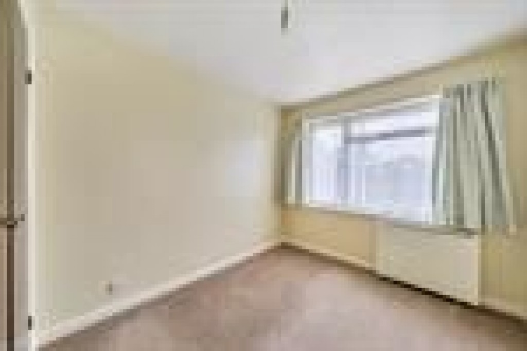 , Coppers Mead, Sycamore Grove, New Malden