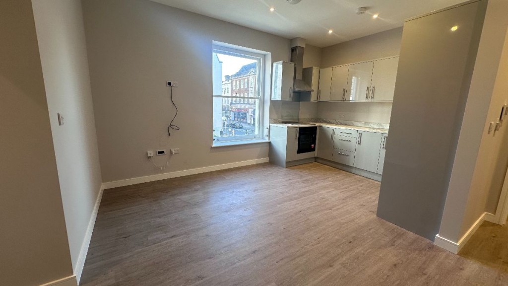 1A Sutton Court Road