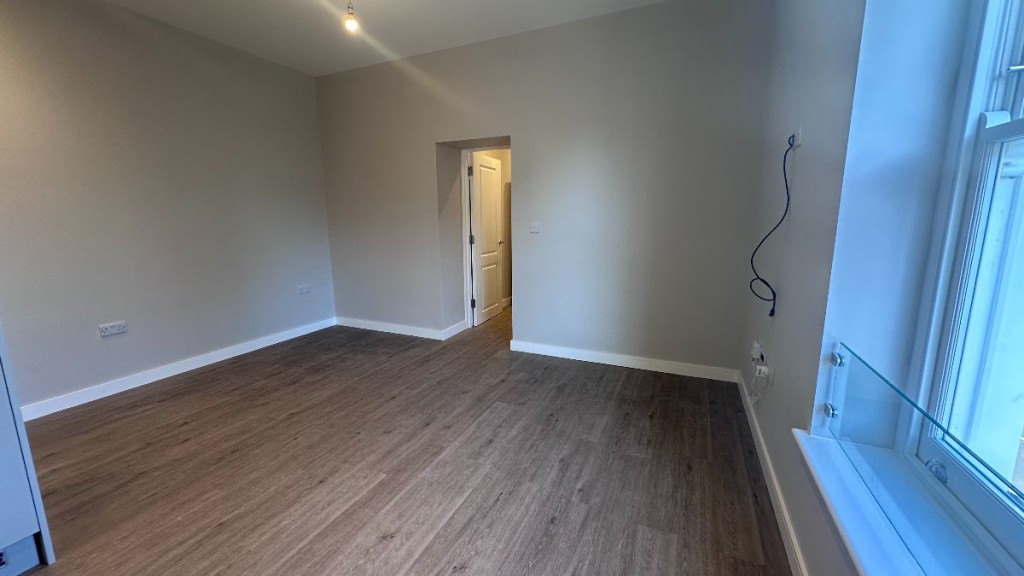 1A Sutton Court Road