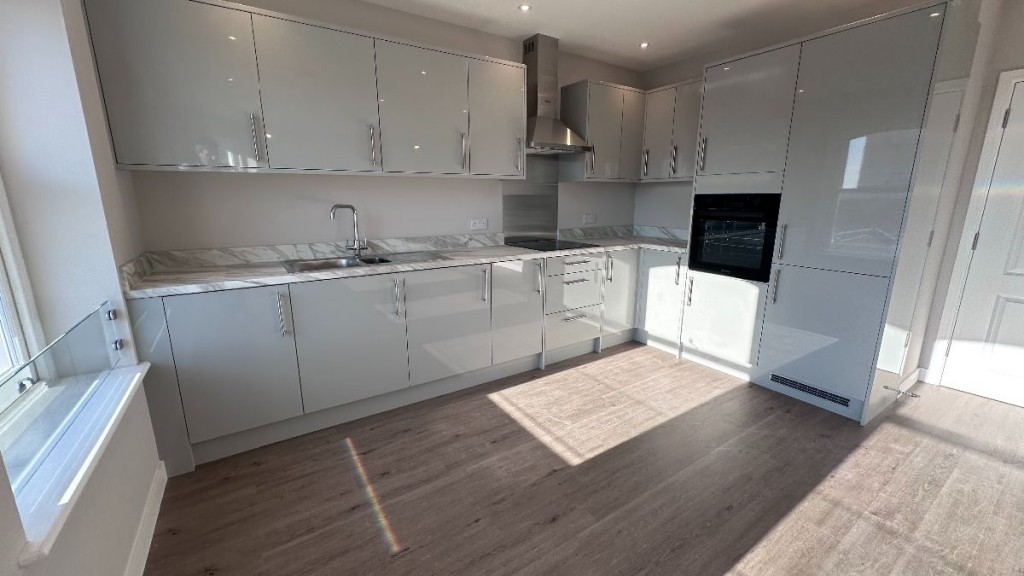 1A Sutton Court Road