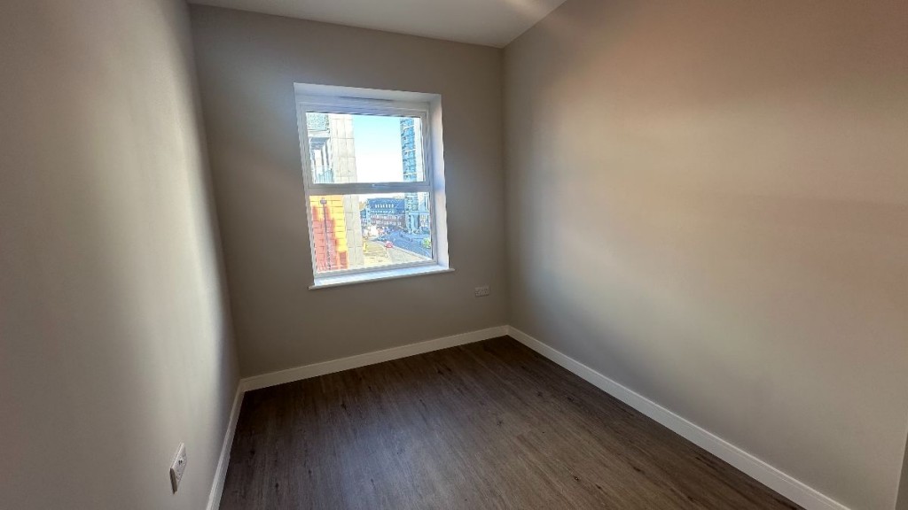 1A Sutton Court Road