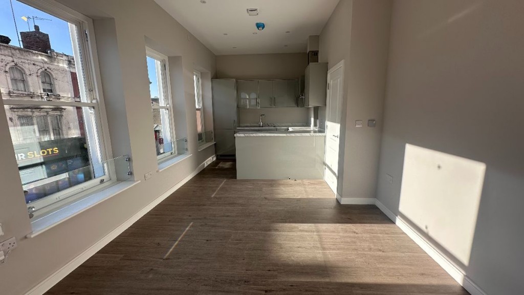 1A Sutton Court Road