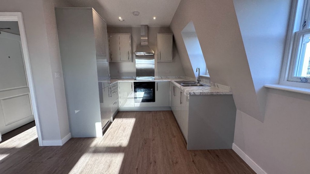 1A Sutton Court Road