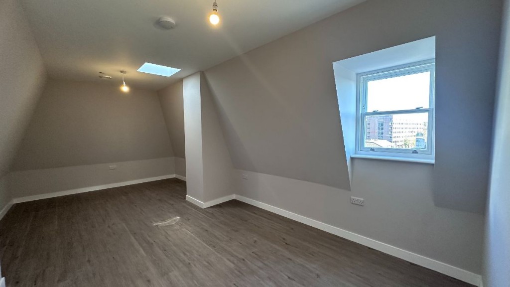 1A Sutton Court Road