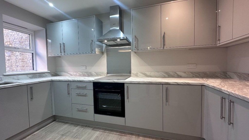 1A Sutton Court Road