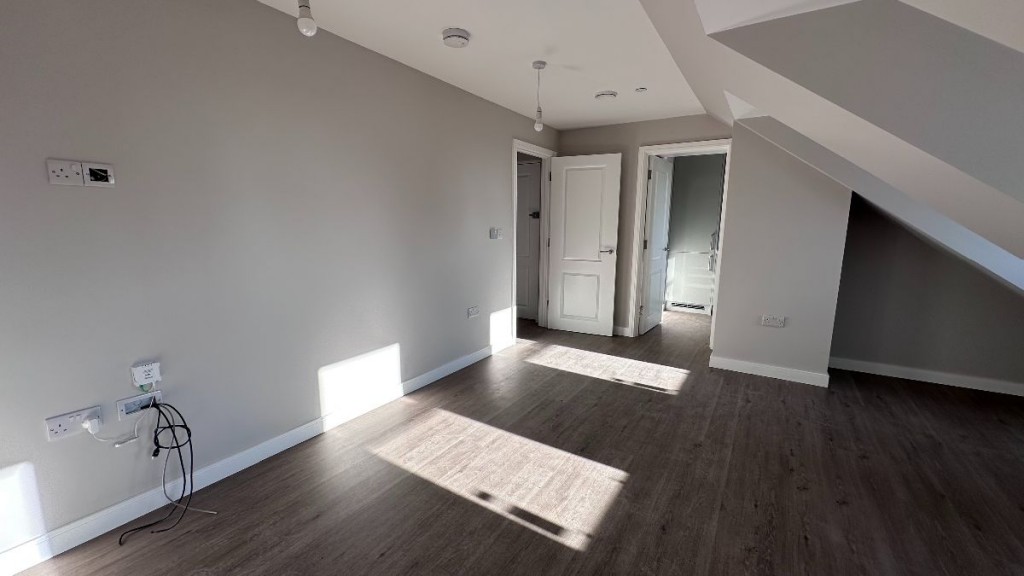 1A Sutton Court Road