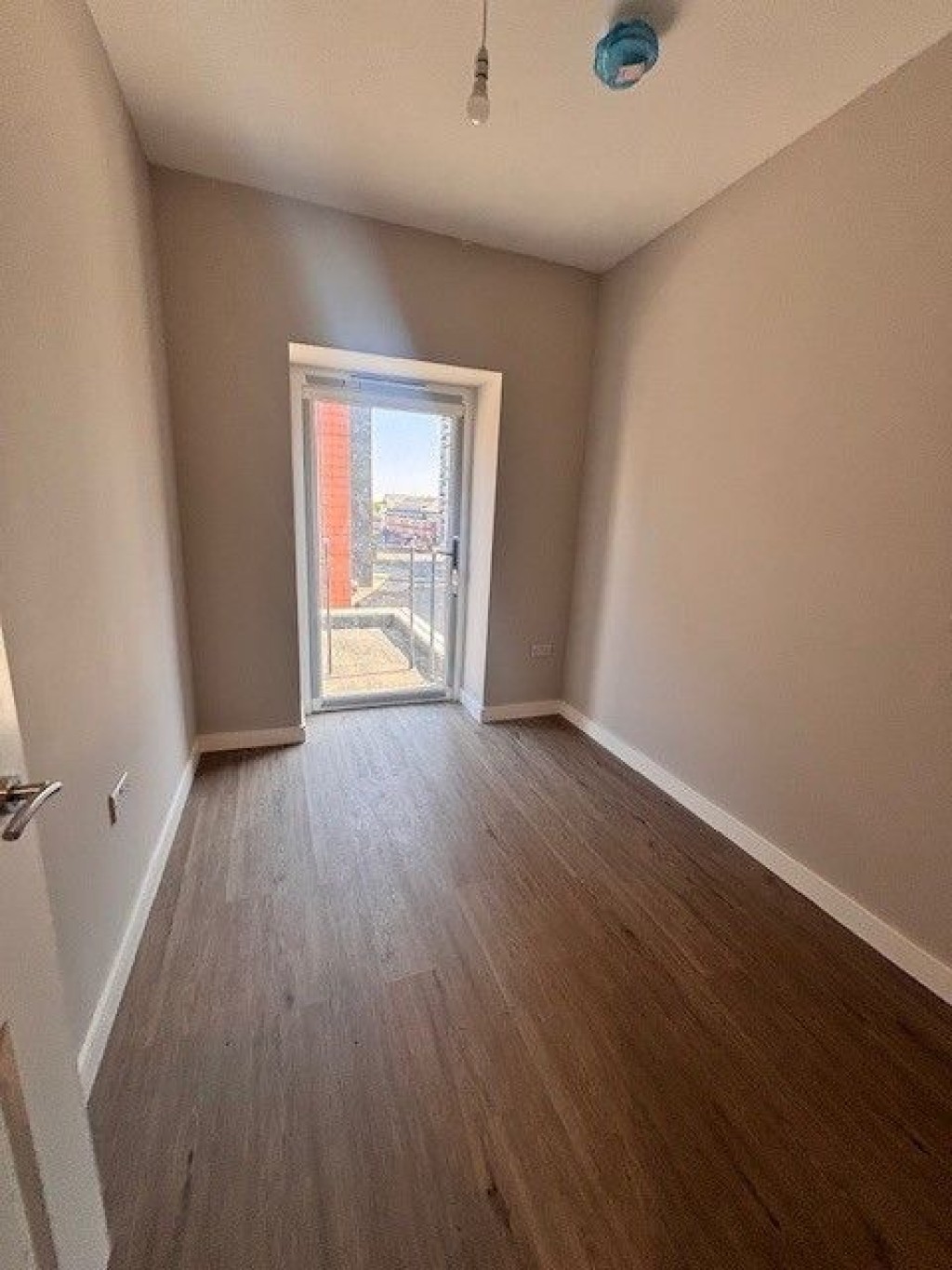 1A Sutton Court Road