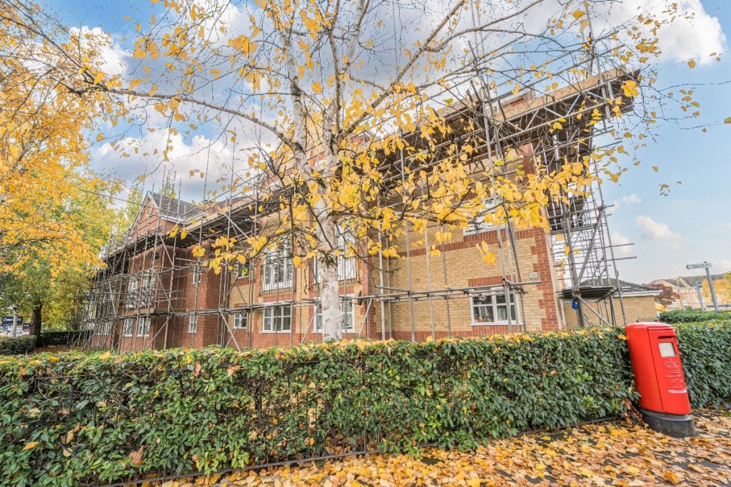 Flat , Offers Court, Winery Lane, Kingston upon Thames